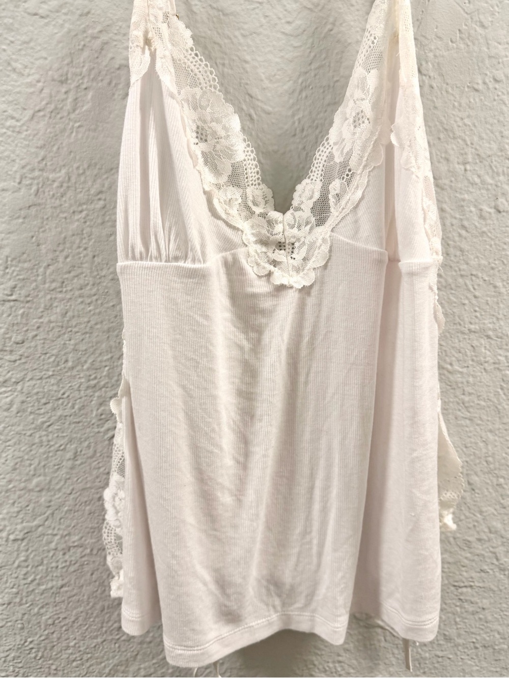 Victoria Secret Lace Trim V-Neck Cream Tank